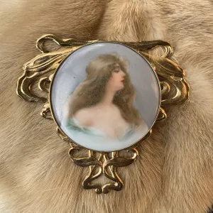 Art Nouveau Style Cameo brooch