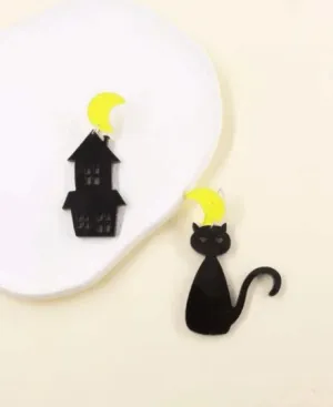 Black cat and haunted house | midnight memory | cat lover | modern retro acetate earrings | halloween party mismatch earrings