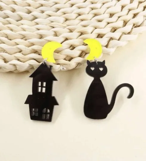 Black cat and haunted house | midnight memory | cat lover | modern retro acetate earrings | halloween party mismatch earrings