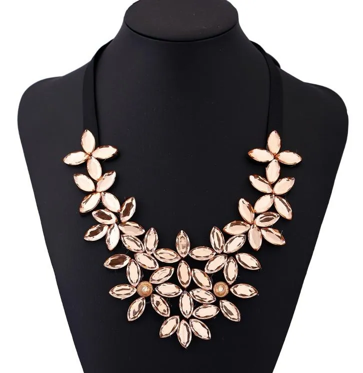 Crystal Flower Pendant Necklace - Ribbon Choker Collar for Women