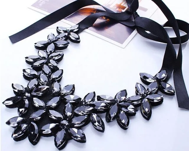 Crystal Flower Pendant Necklace - Ribbon Choker Collar for Women