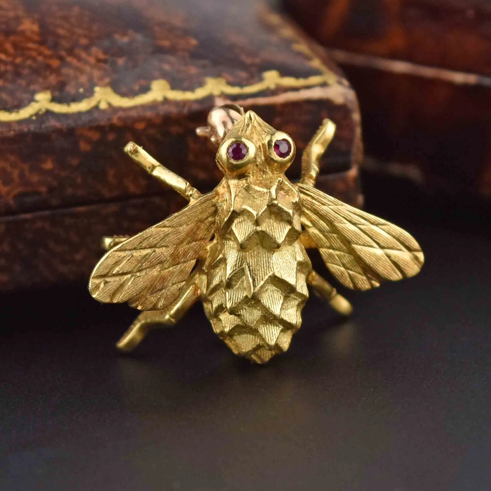 Fine 18K Gold Bumble Bee Brooch w Ruby Eyes