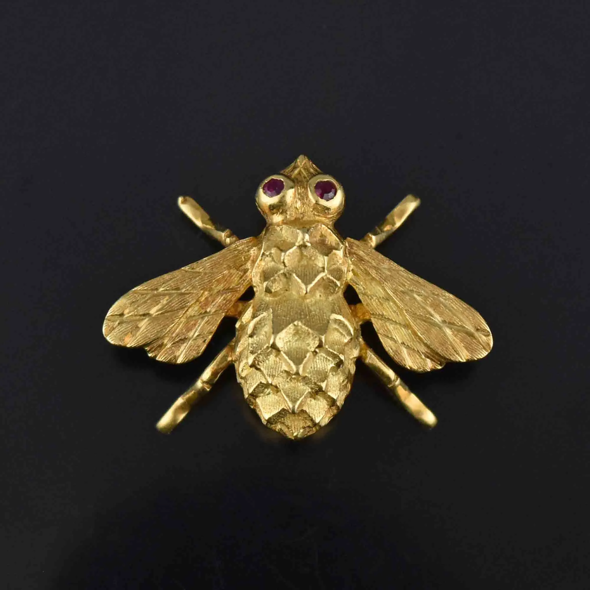 Fine 18K Gold Bumble Bee Brooch w Ruby Eyes