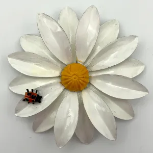 Late 60s/ Early 70s Daisy Enamel Flower Brooch