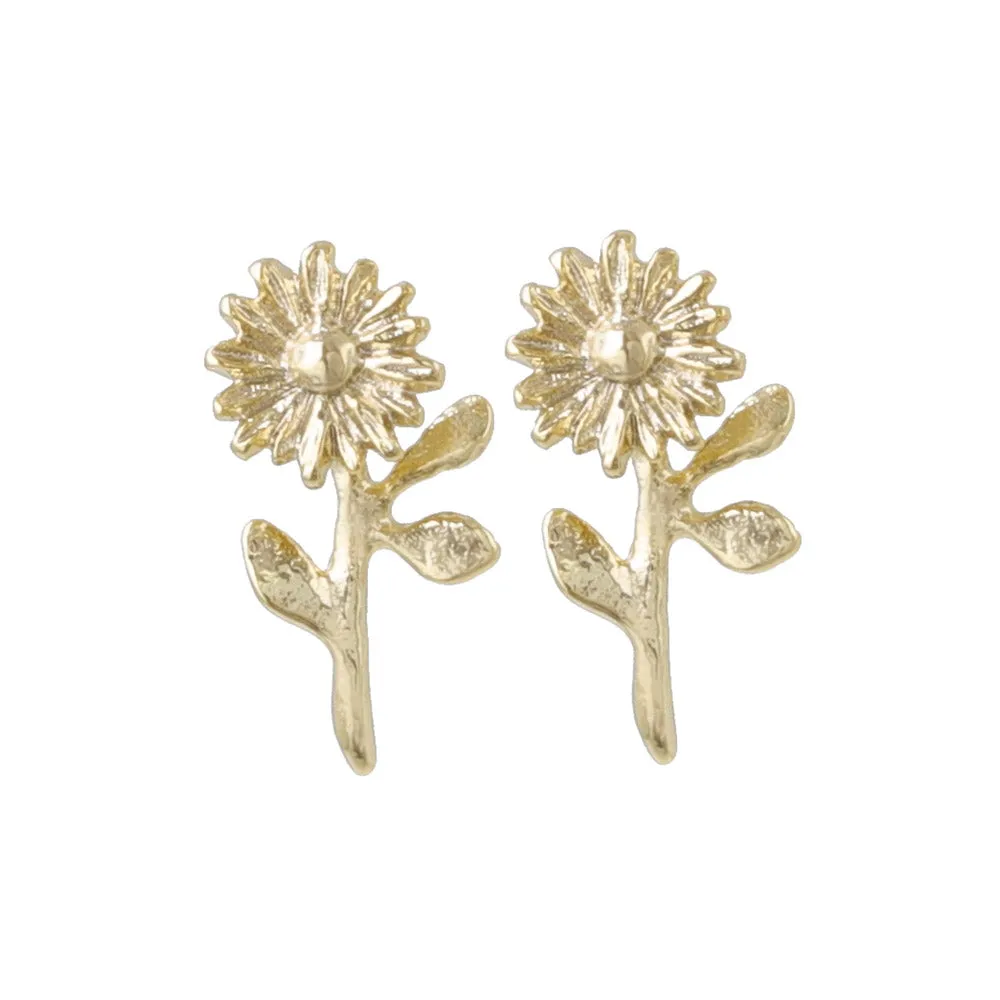 Marguerite Small Stud Earrings