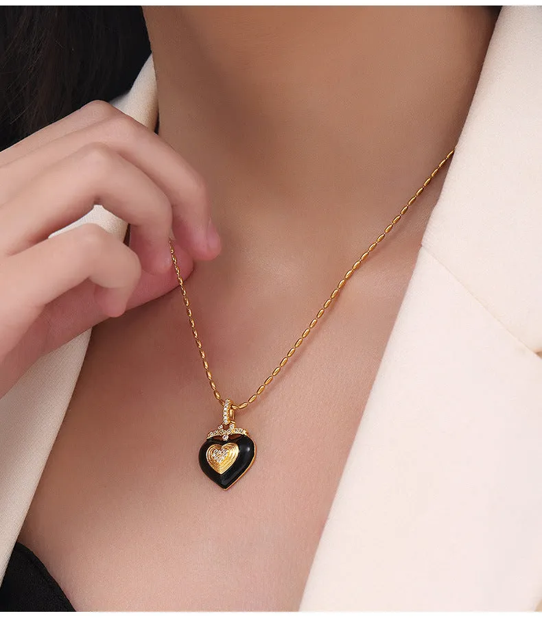 Retro Glam Titanium Heart Pendant Necklace - Wholesale Women's Jewelry