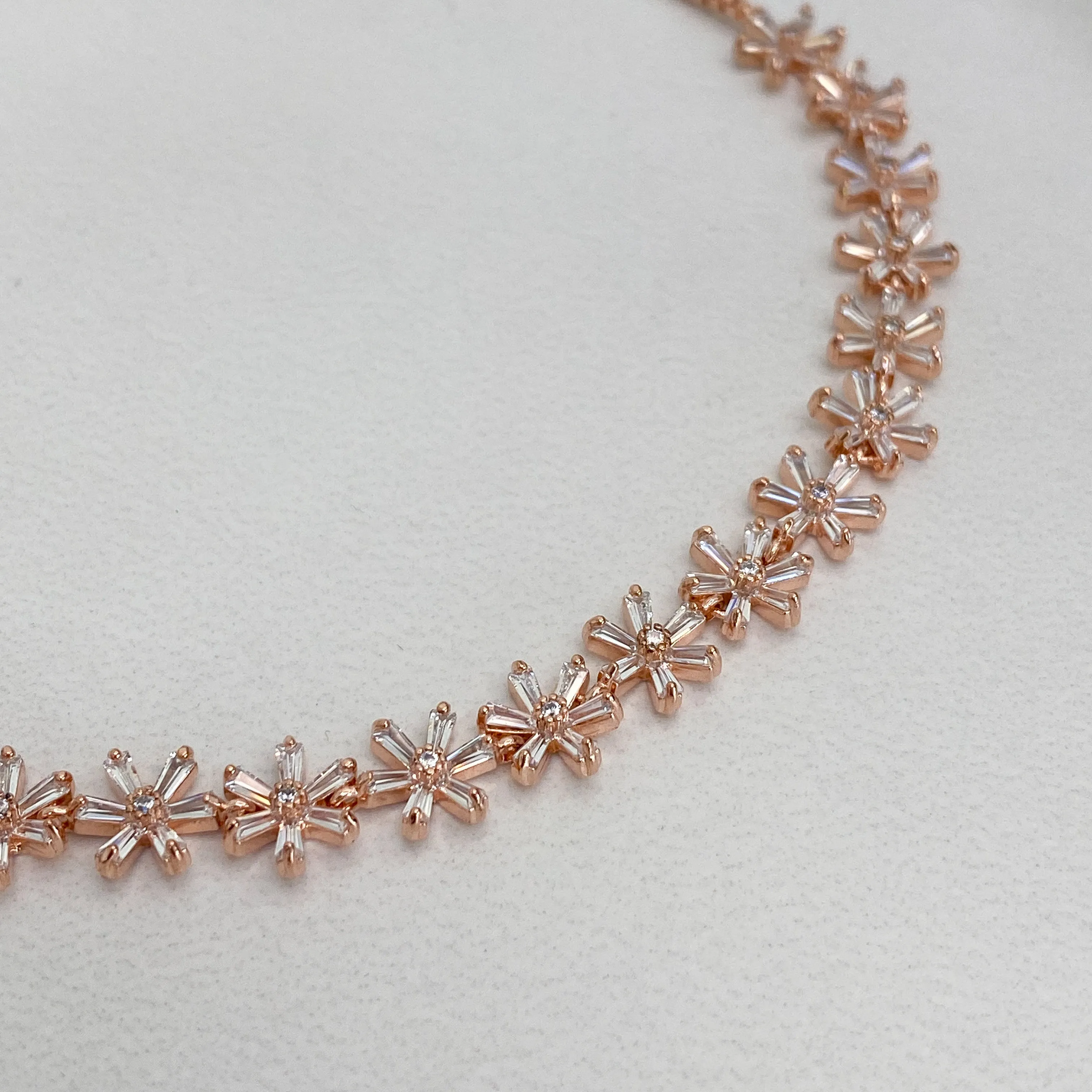 Rose Gold Daisy Choker Necklace