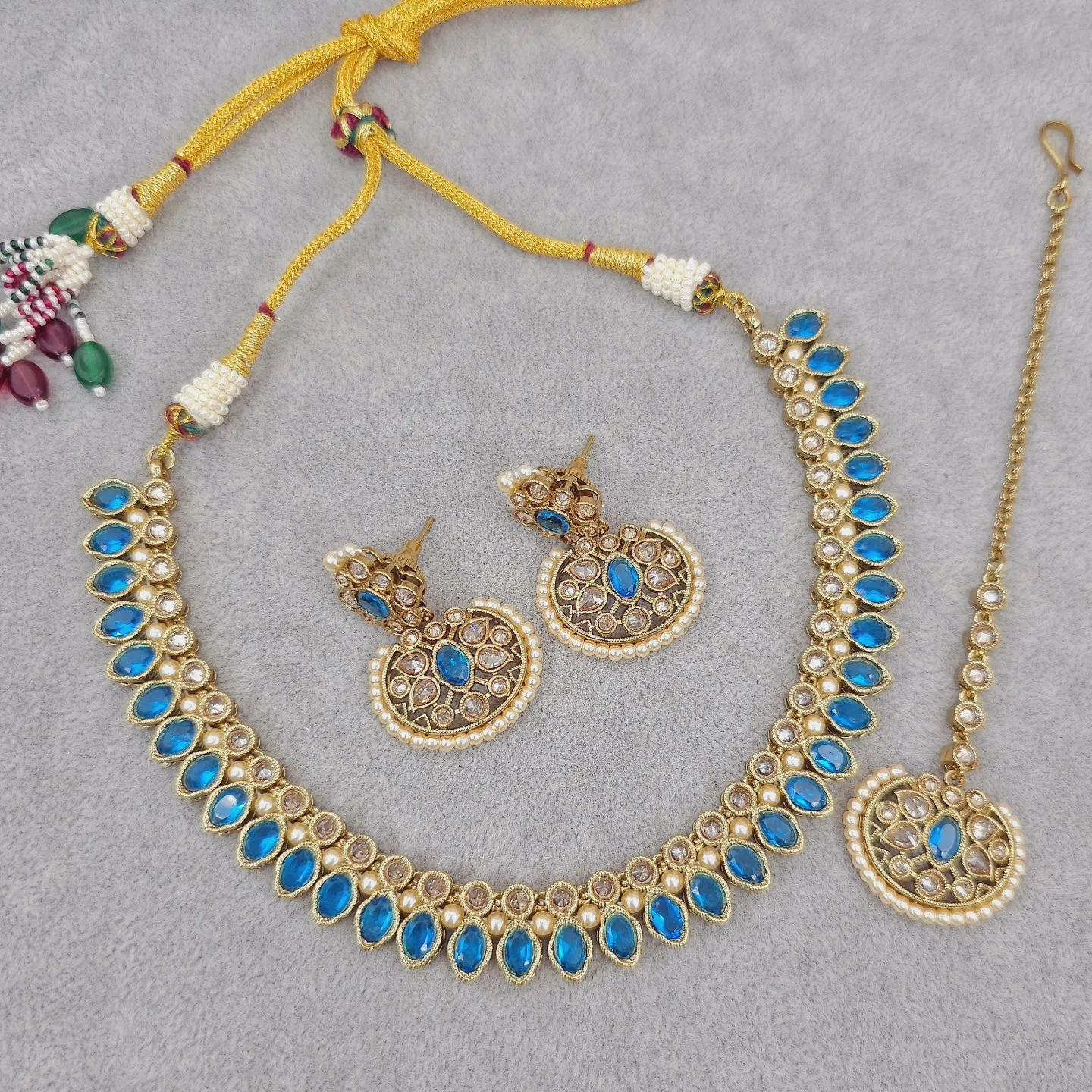 Shikha Choker Necklace Set