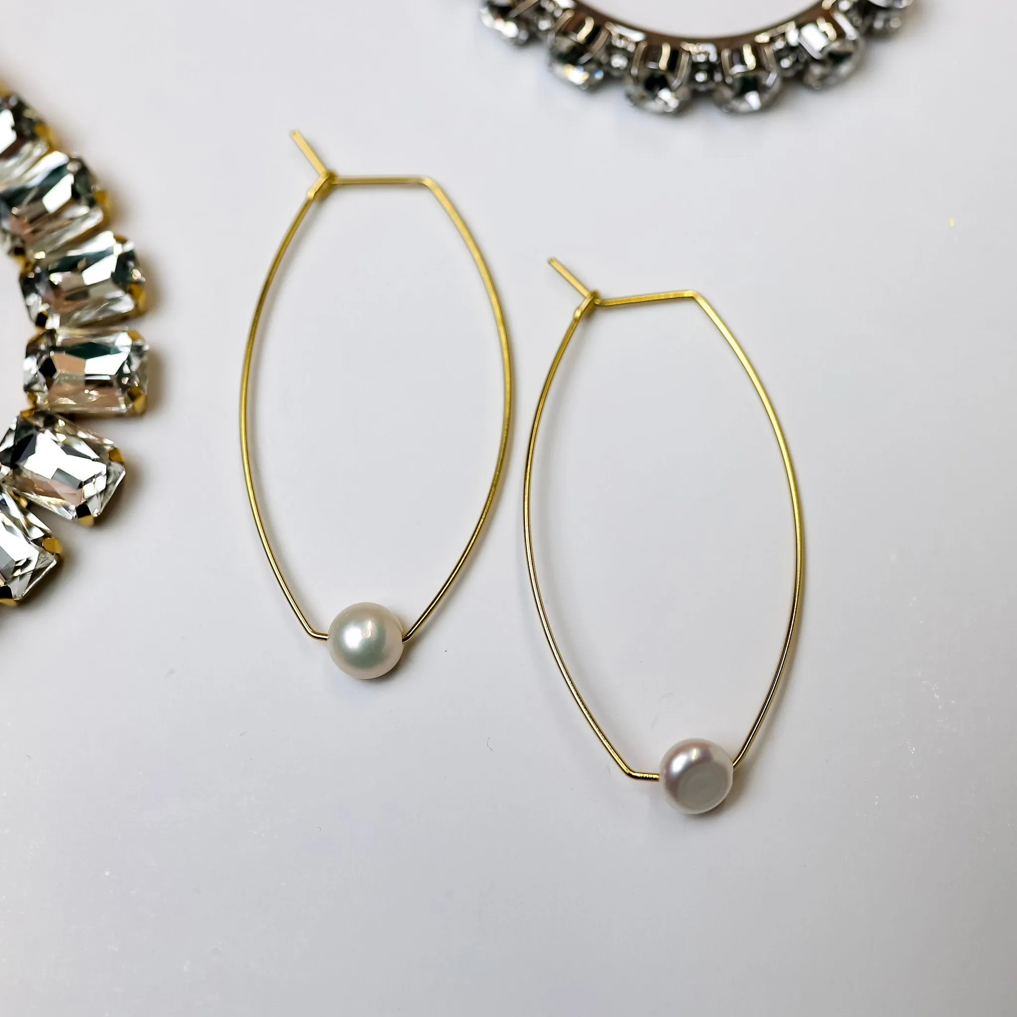 Sorrelli | Camilla Hoop Earrings in Bright Gold Tone and Modern Pearl