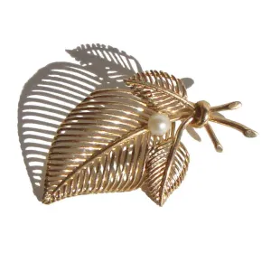 Vintage 14K Brooch Leaf & Pearl Pin