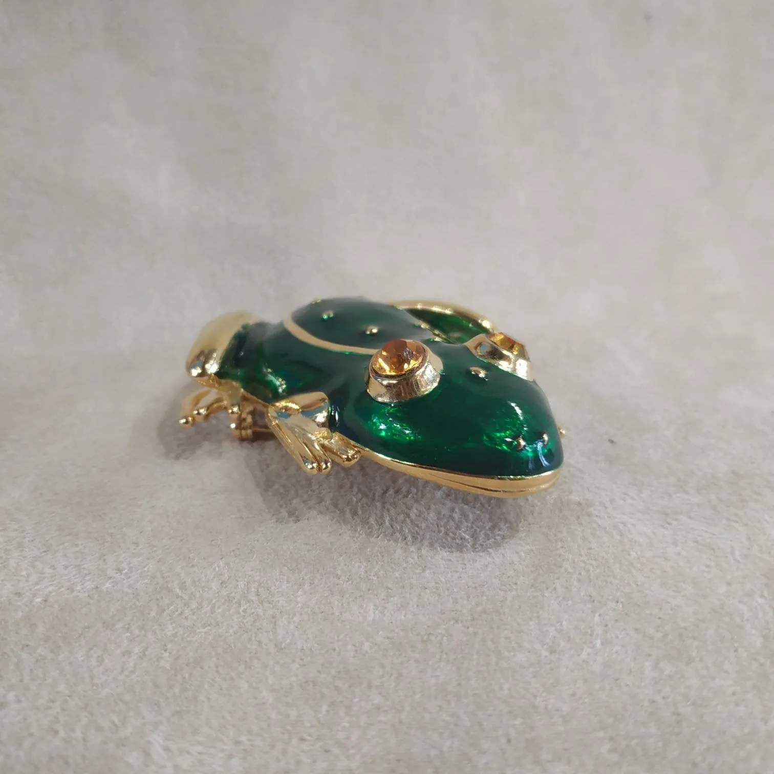 Vintage Frog brooch by Sphinx