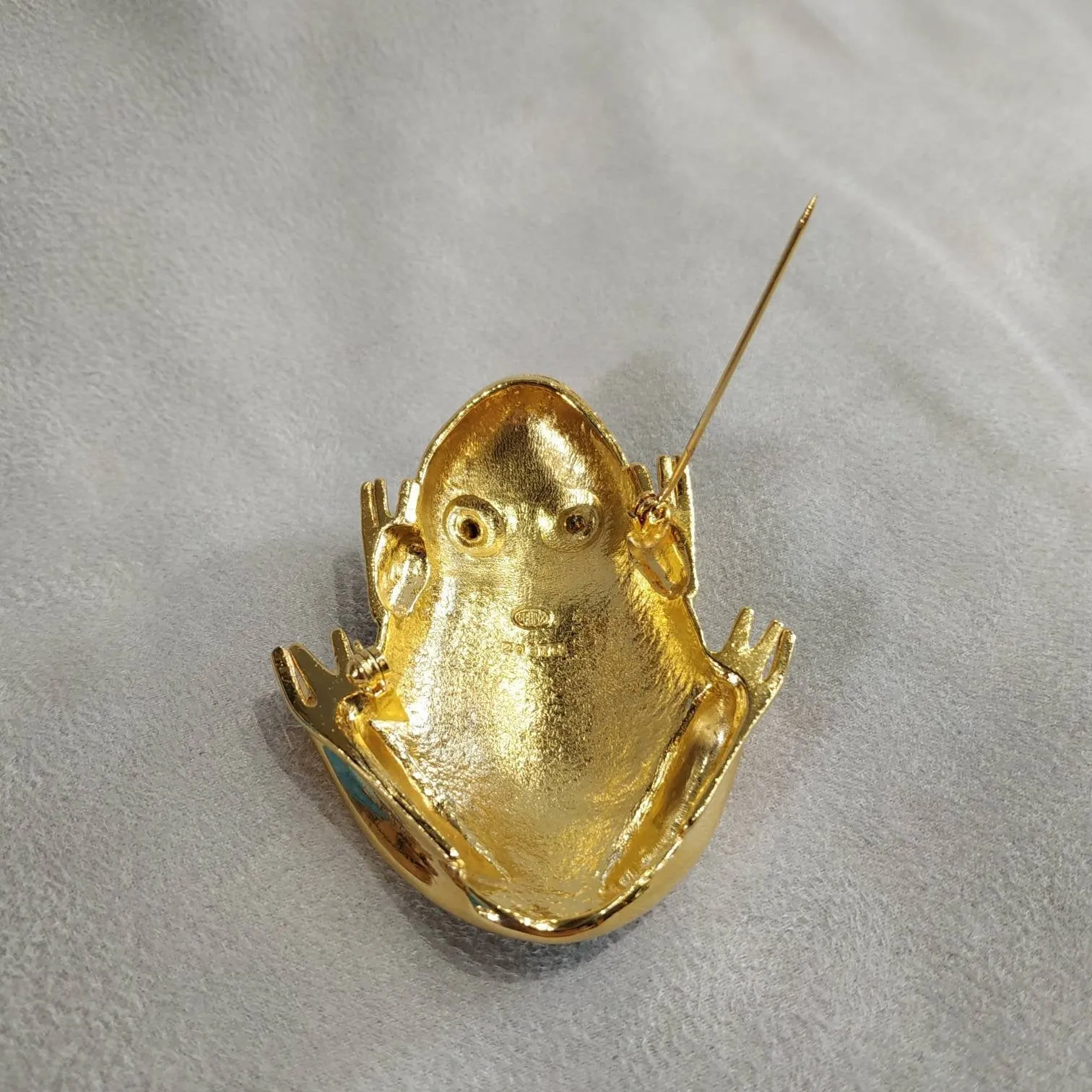 Vintage Frog brooch by Sphinx