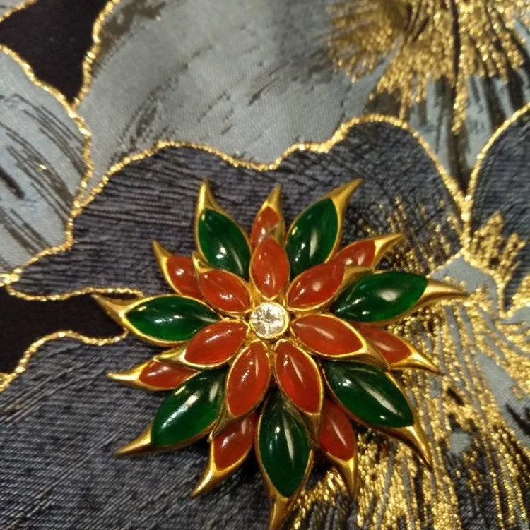 Vintage Sphinx Flower Brooch Green/Red glass flower Carnelian Red Agate